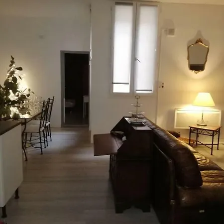 La Marquise Violet Le Duc, Centre Ville, Wifi Дом отдыха Каркассон